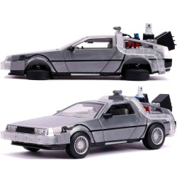 Jada - Back To The Future Part 2: 1982 DeLorean Dmc 12 - 1:24 Die-Cast Model With Lights