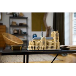 LEGO Architecture 21061 Notre-Dame de Paris