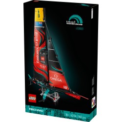 LEGO Technic 42174 Yacht Emirates Team New Zealand AC75