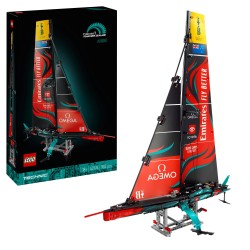 LEGO Technic 42174 Yacht Emirates Team New Zealand AC75