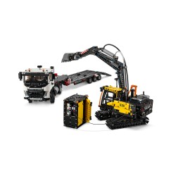 LEGO Technic 42175 Autocarro Volvo FMX ed Escavatore elettrico EC230