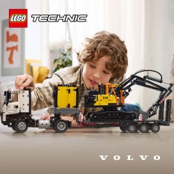 LEGO Technic 42175 Autocarro Volvo FMX ed Escavatore elettrico EC230