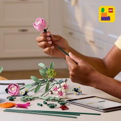 LEGO Botanical 10342 Bouquet di fiori rosa