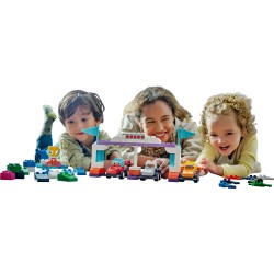 LEGO DUPLO 10445 Auto da corsa e piloti Team F1®