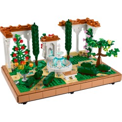 LEGO ICONS 10359 Il giardino della fontana