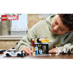 LEGO Marvel 76311 Spider-Verse: Miles Morales contro la Macchia