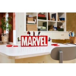 Logotipo MARVEL y Minifiguras