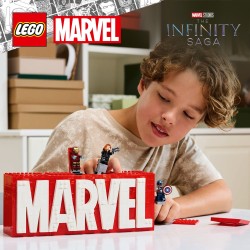 LEGO Marvel 76313 Logo e Minifigure