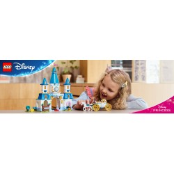 LEGO Disney 43275 Castello e carrozza di Cenerentola