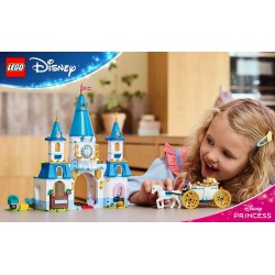 LEGO Disney 43275 Castello e carrozza di Cenerentola