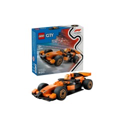 F1® coureur met McLaren racewagen