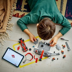 LEGO City 60443 Pitstop e meccanici con monoposto Ferrari F1®