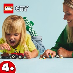 LEGO City 60461 Trattore agricolo rosso con rimorchio e pecore